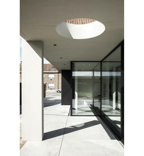 Modern aluminium schrijnwerk aliplast